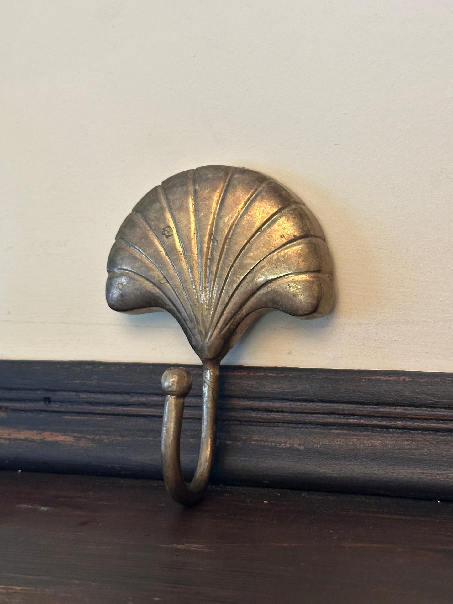Solid Brass Shell Wall Hang